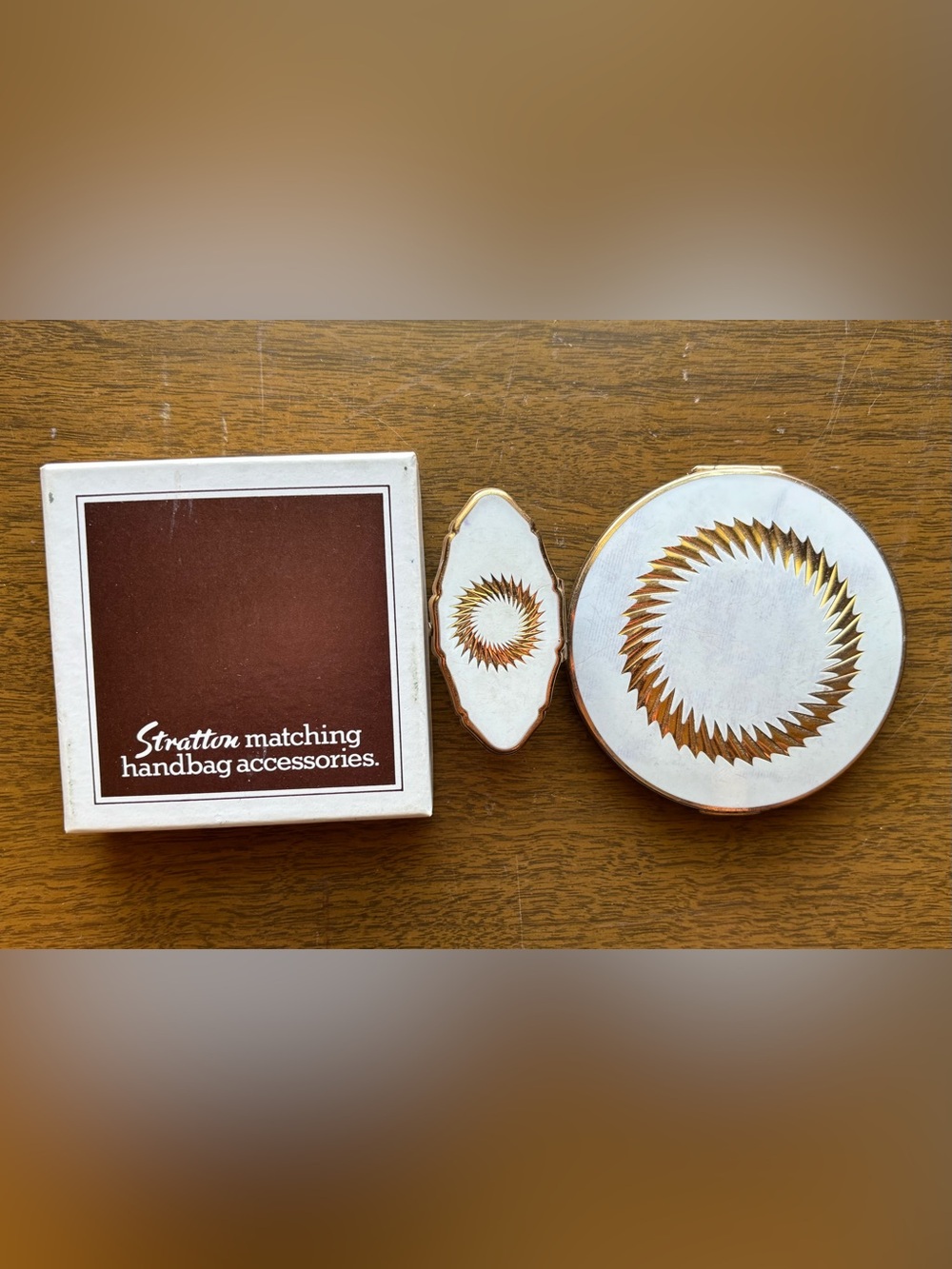 VTG Stratton England Matching White Enamel & Gold Sunburst Compact Lipstick Box